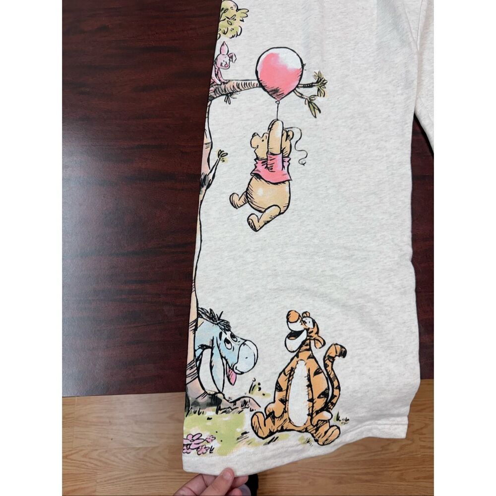 NWT Disney Winnie The Pooh Wide Leg Beige Sweatpants Size Medium - Picture 2 of 11